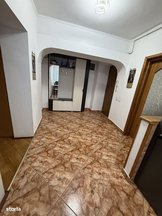 Proprietar apartament 3 camere Lacul Tei 78mp Etaj 1 Centrală proprie — fotografia 3