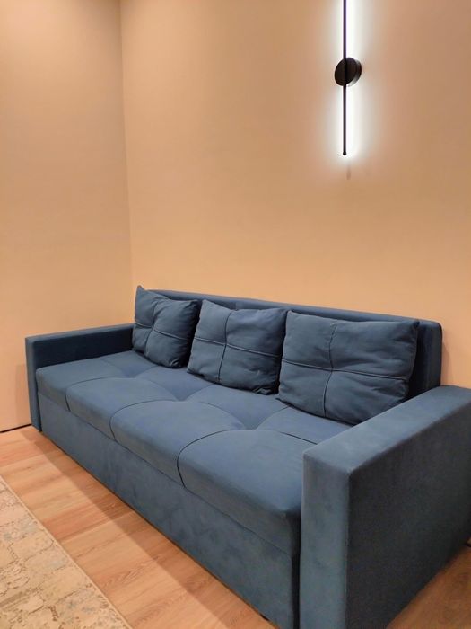 Продаю диван в идеальном состояние