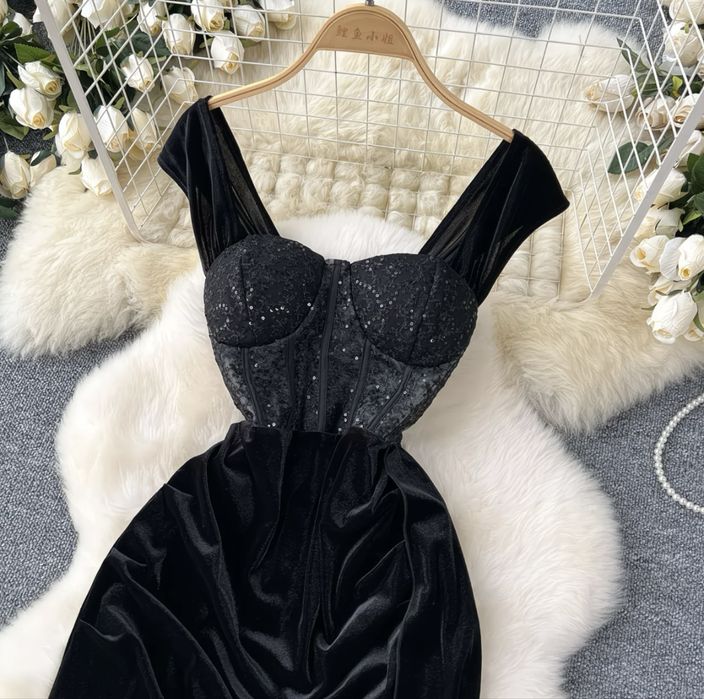 Платье вечерний