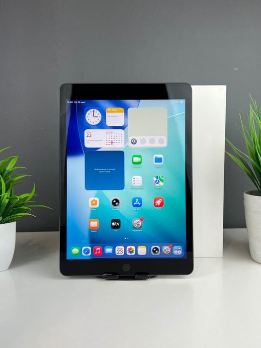 Планшет Apple iPad 10.2 64GB 2021