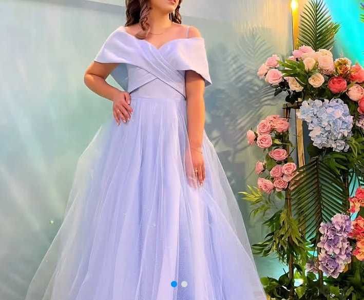 Продам вечерние платья