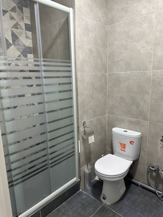 Sergeli 5, 3-metro bekati, Golden life orqasi