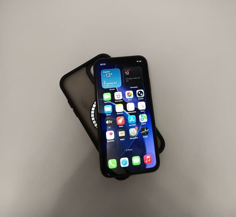 iPhone 11,          .