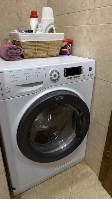 Пералния със сушилня Hotpoint-Ariston