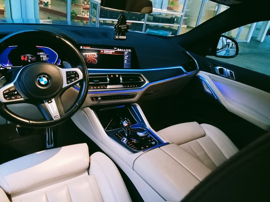 BMW X6 2022 4.0D M Grila Luminata/Swarovski  Impecabil