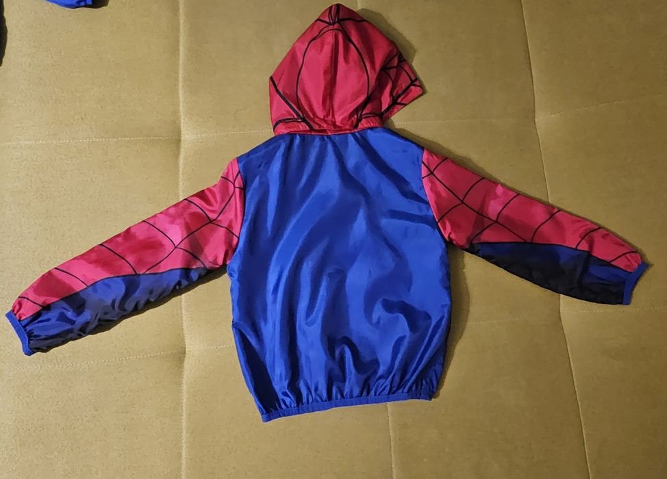 Jacheta H&M Spiderman