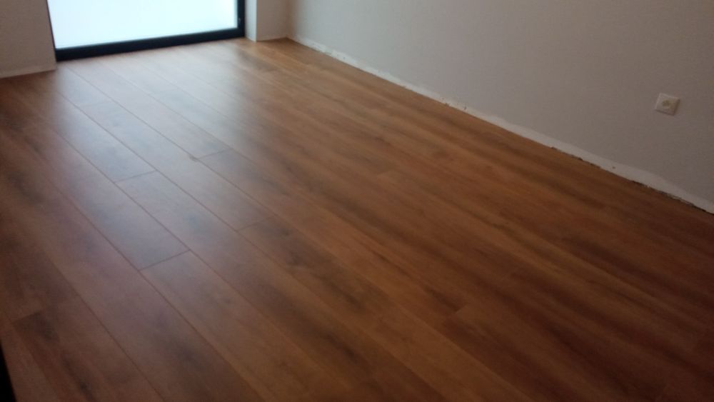 Montaj plintă tăiată la 45.