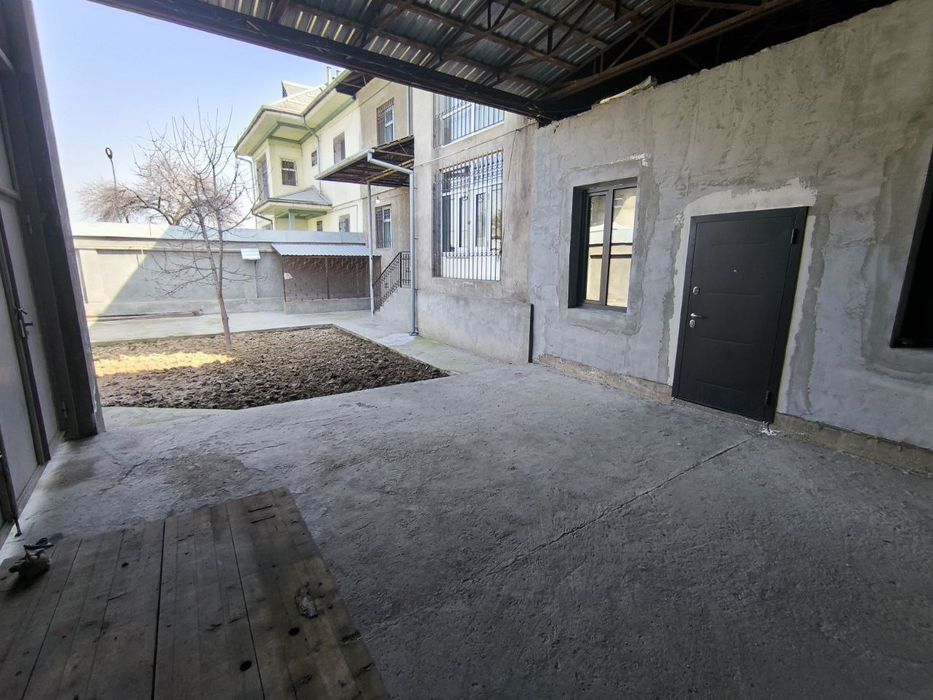 Аренда 
Жилой дом 2 етаж 230 кв.