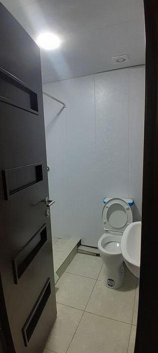 Gurlan shahar markazida 2 xonalik uy sotiladi