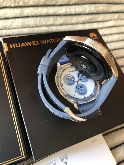 Часовник Huawei Wathc GT 5 46MM