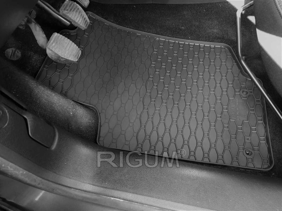 Гумени стелки PEUGEOT 207 Пежо 207 след 2006г.