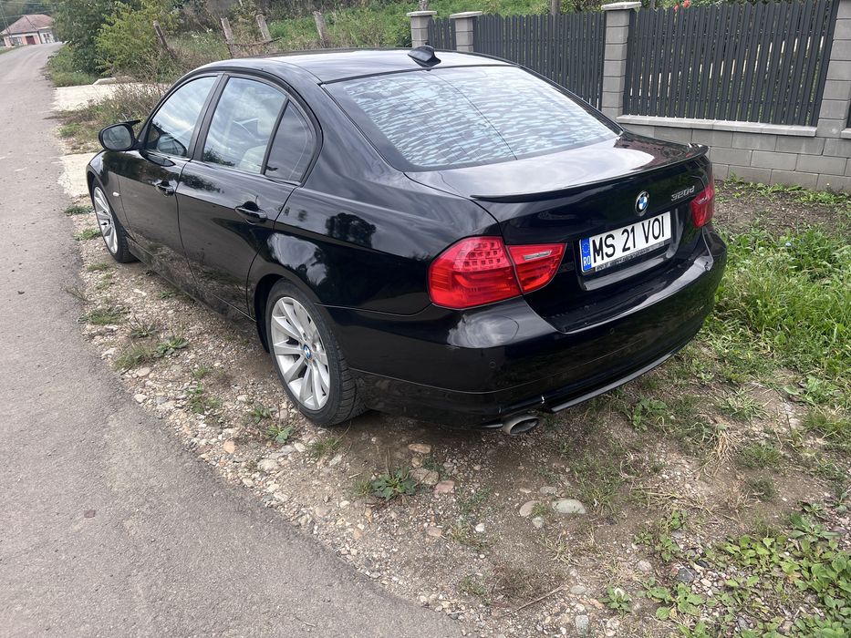 BMW Seria 3 2010 — imagine 4