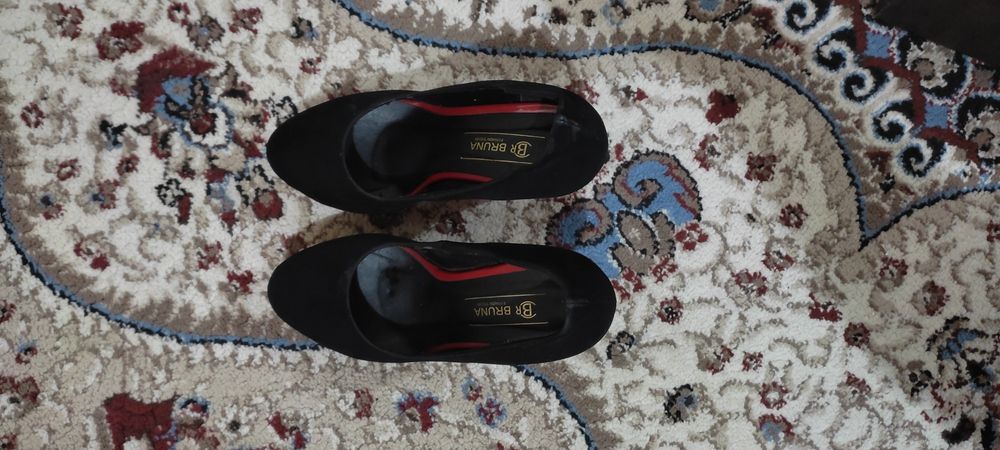 Туфли женские в хорошем состоянии