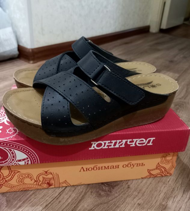 Босоножки на горке Новые Размер 37
