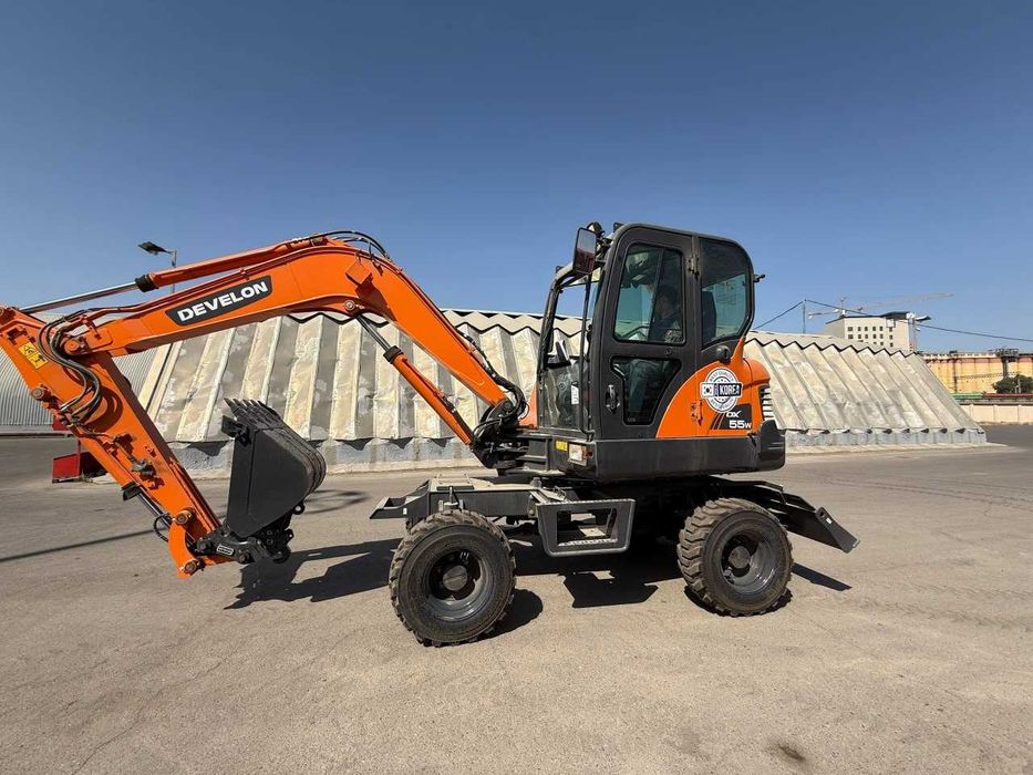 Develon DX55 Made In Korea