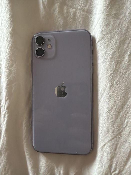 Iphone 11 mov foarte