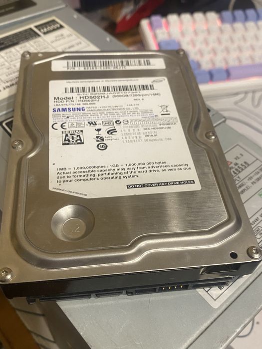 Продам жесткий диск самсунг