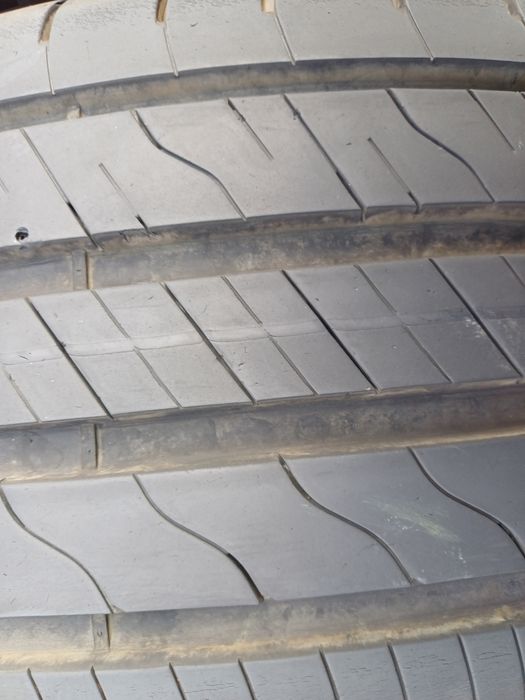 Гуми 235/50/19 Гудиар