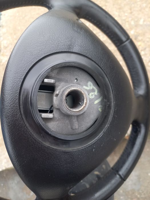 Волан за Peugeot 307