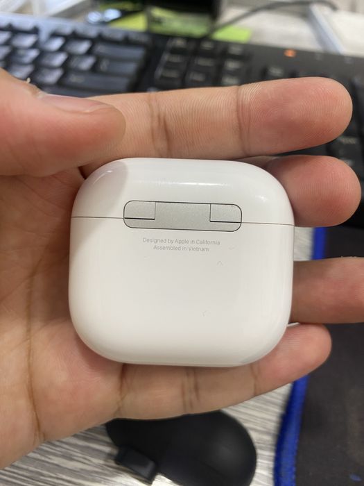 Airpods 4 anc original