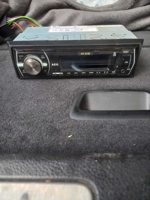 AEG RADIOCasetofon auto