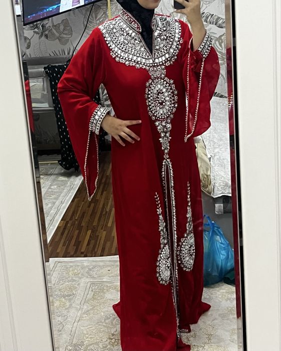 Abaya ansambl ayollar kiyimi