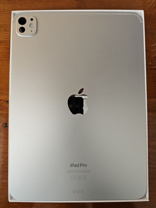 iPad Pro 11' M4 512GB WiFi Silver - в гаранция