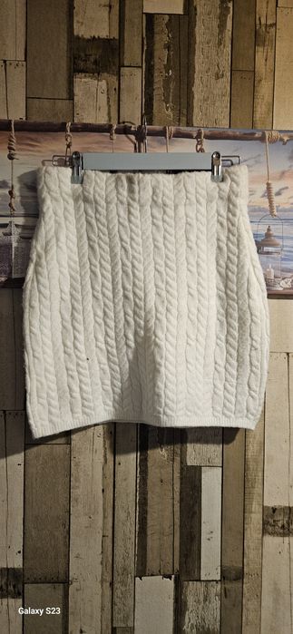 Плетена пола Amisu.