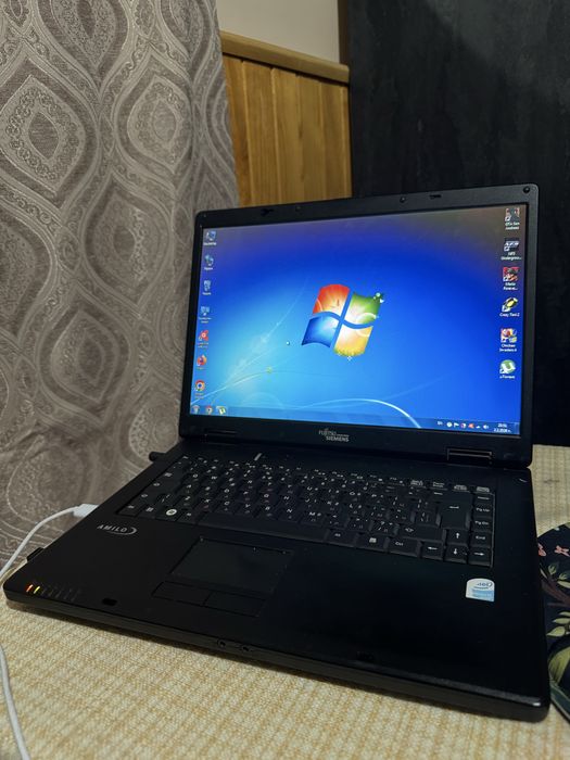 Лаптоп За 100€ Перфектен Има си и игри