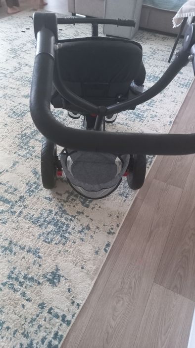 Коляска в отличном состоянии