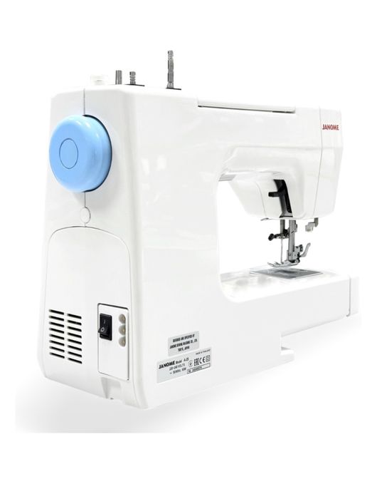 Продам швейную машинку