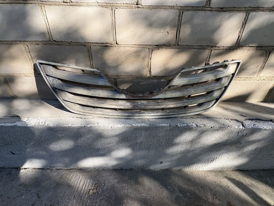 Решетка camry 40