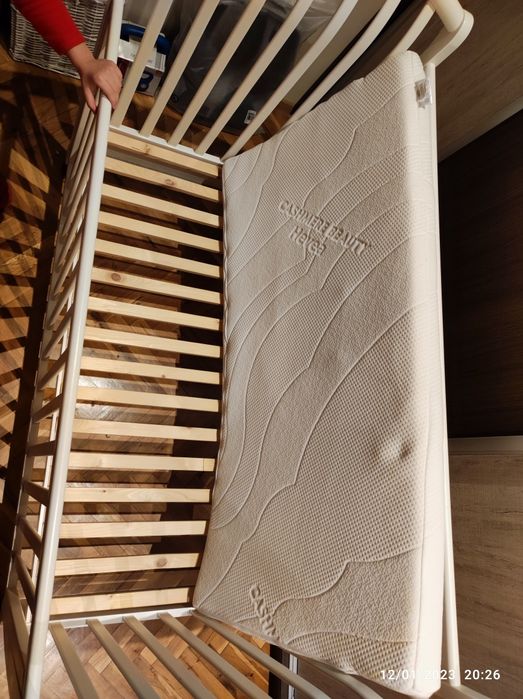 Детска кошара масивно дърво