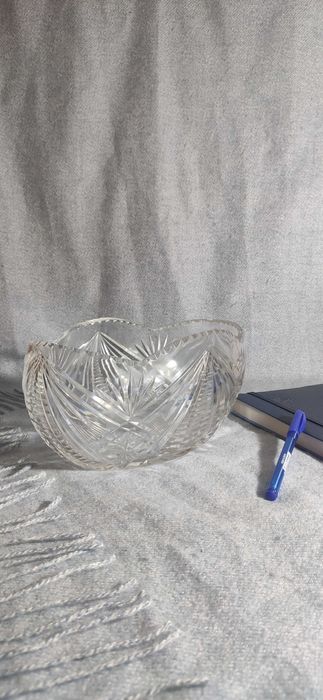 Большие хрустальные салатницы