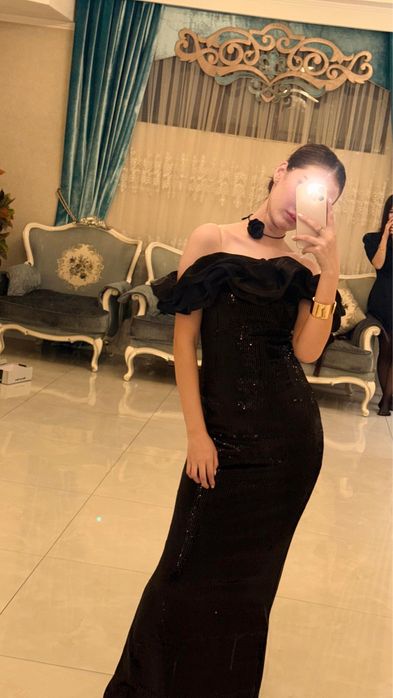 Платье вечернее