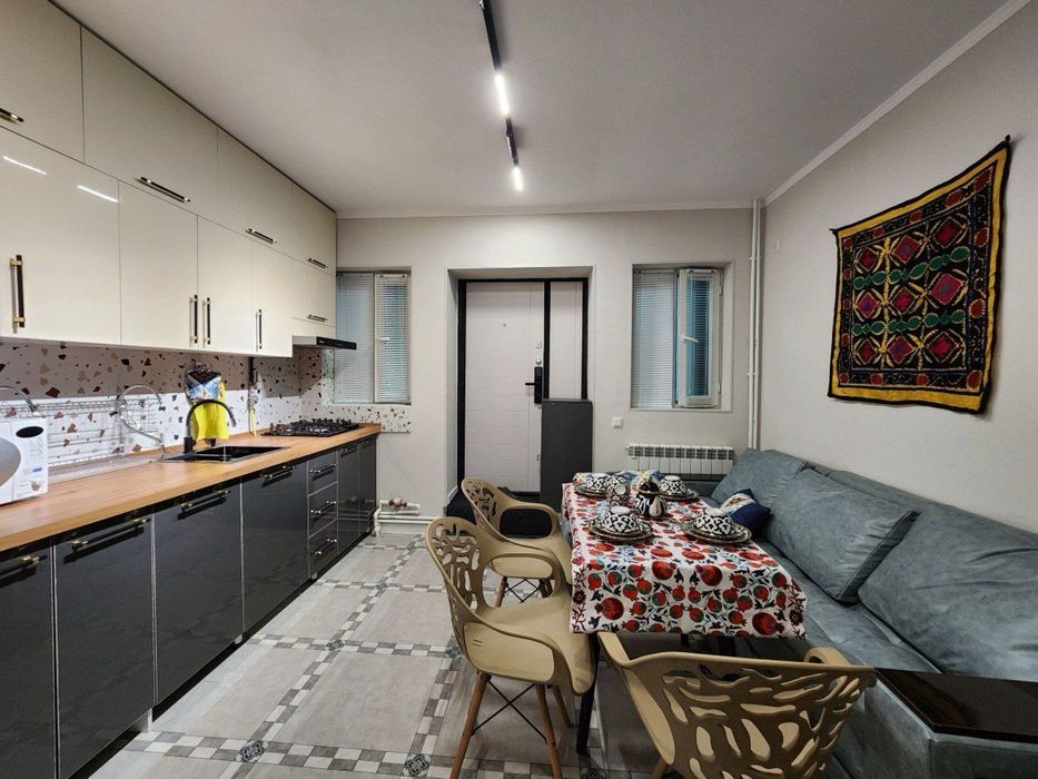 Дом 3 комнатная Мирабадский  район