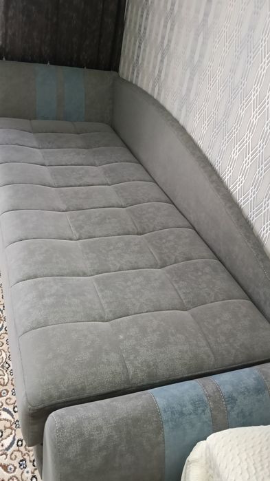 Продам диван в отл сост
