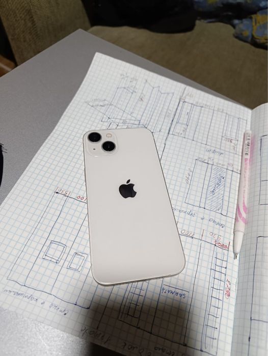 Айфон 13 128 гб в идеале