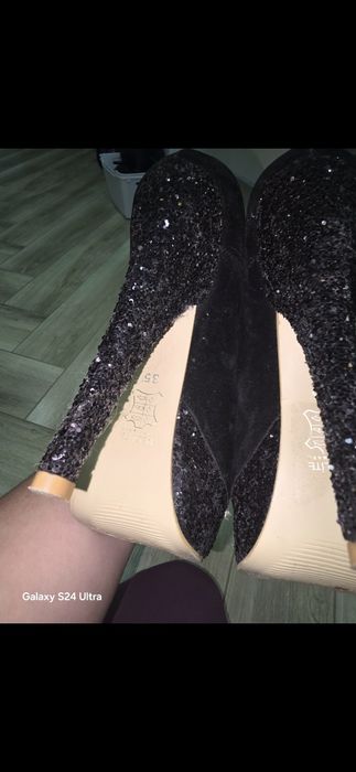 Високи дамски  обувки