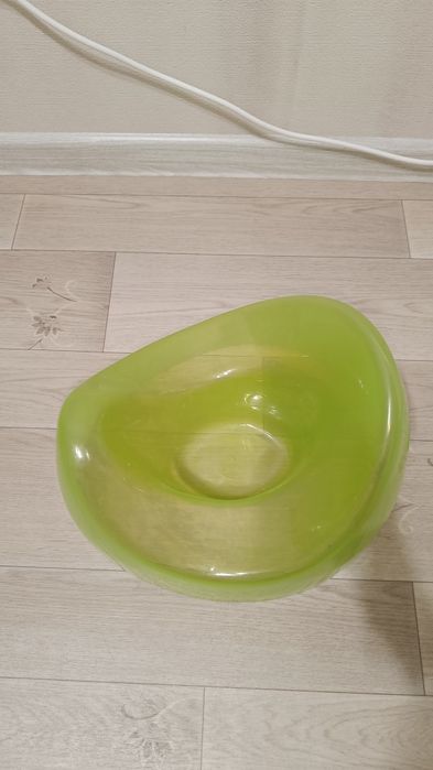 Горшок детский почти новый