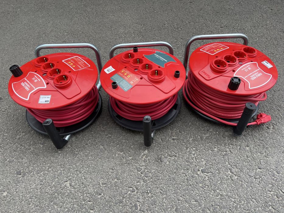 Rolă prelungitor , 20,30,40,50 M cu 4 prize , Cablu 3x2,5mm cu tambur