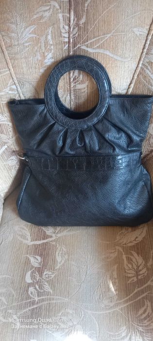 Голяма,дамска чанта-естествена кожа