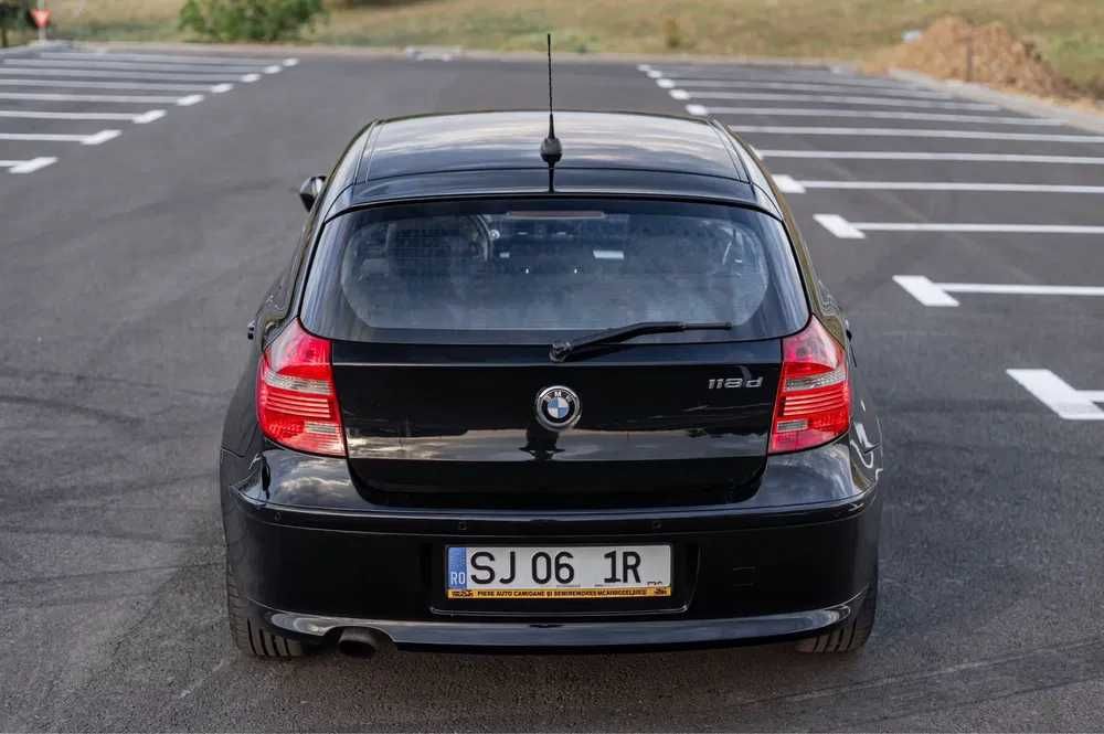 Vand sau Schimb BMW Seria 1 ( 2009 ) 2.0 Diesel, 143 CP,  187.000 KM r