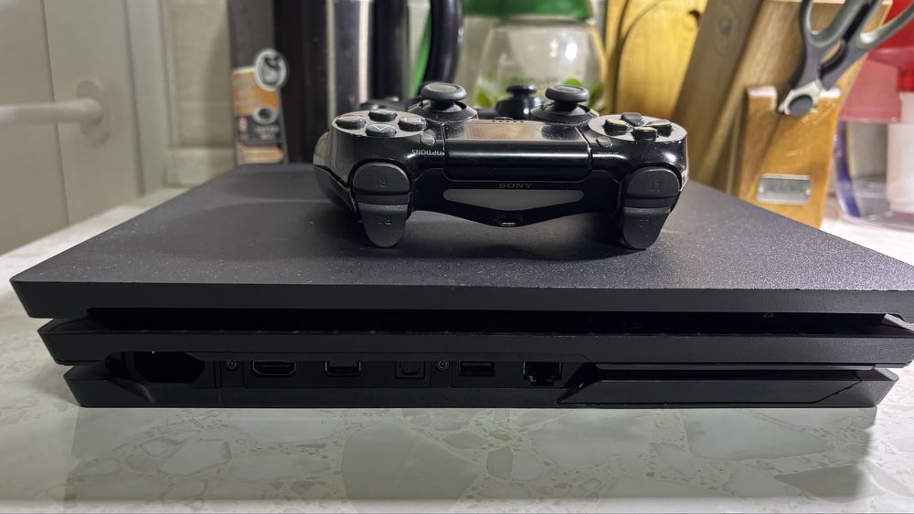 playstation 4 pro 1TB