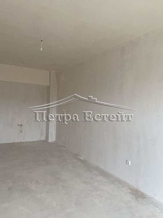 Продава се Двустаен апартамент в к.к. Св.Св. Константин и Елена - 118 кв.м за 1062 €/кв.м - Снимка #1