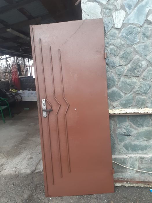 Продам срочнооо дверь