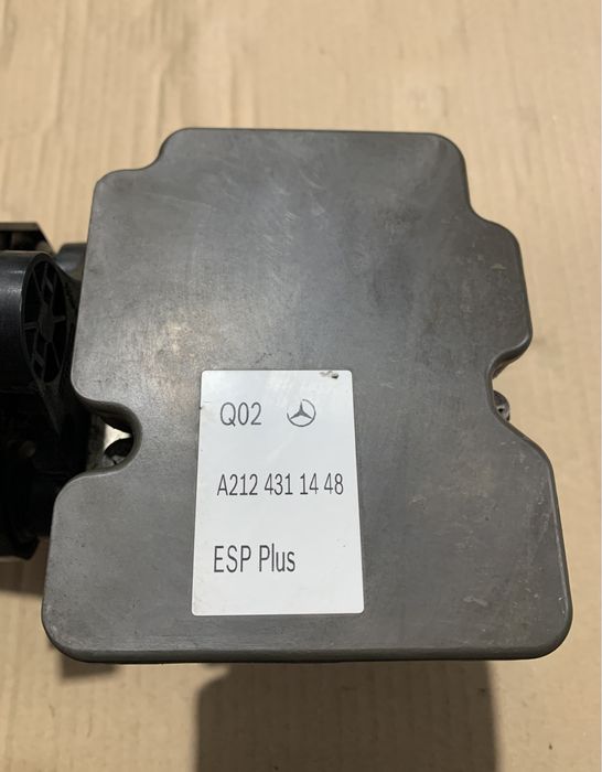 Pompa ABS / Modul ESP Plus Mercedes E W207 / W212 : A2124311448