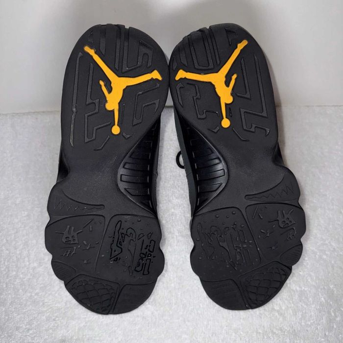 Nike Air Jordan 9 Retro Dark Charcoal University Gold