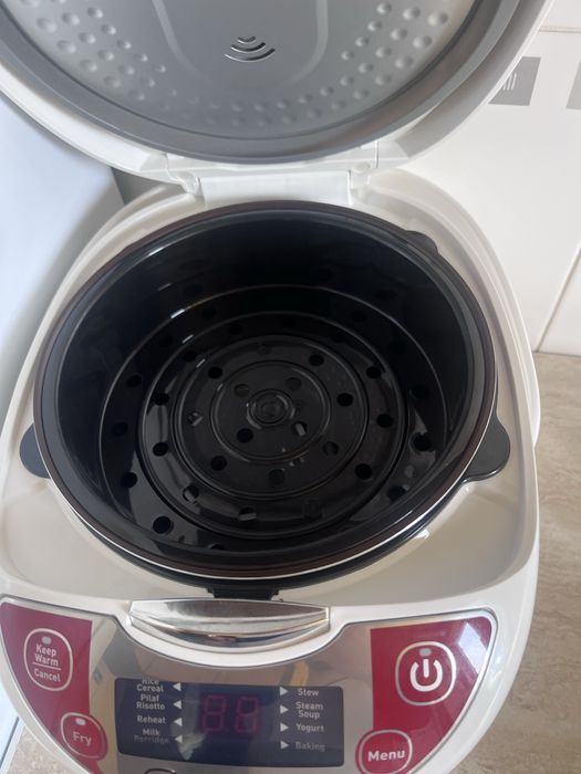 Multicookrer tefal nou