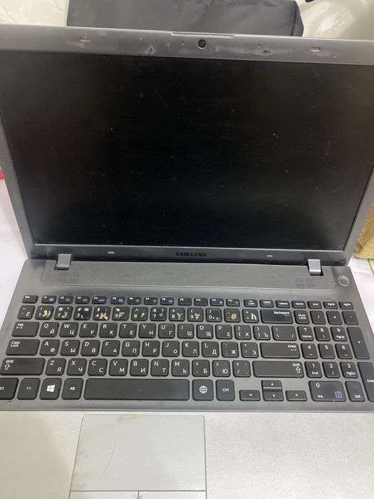 Ноутбук самсунг на запчасть